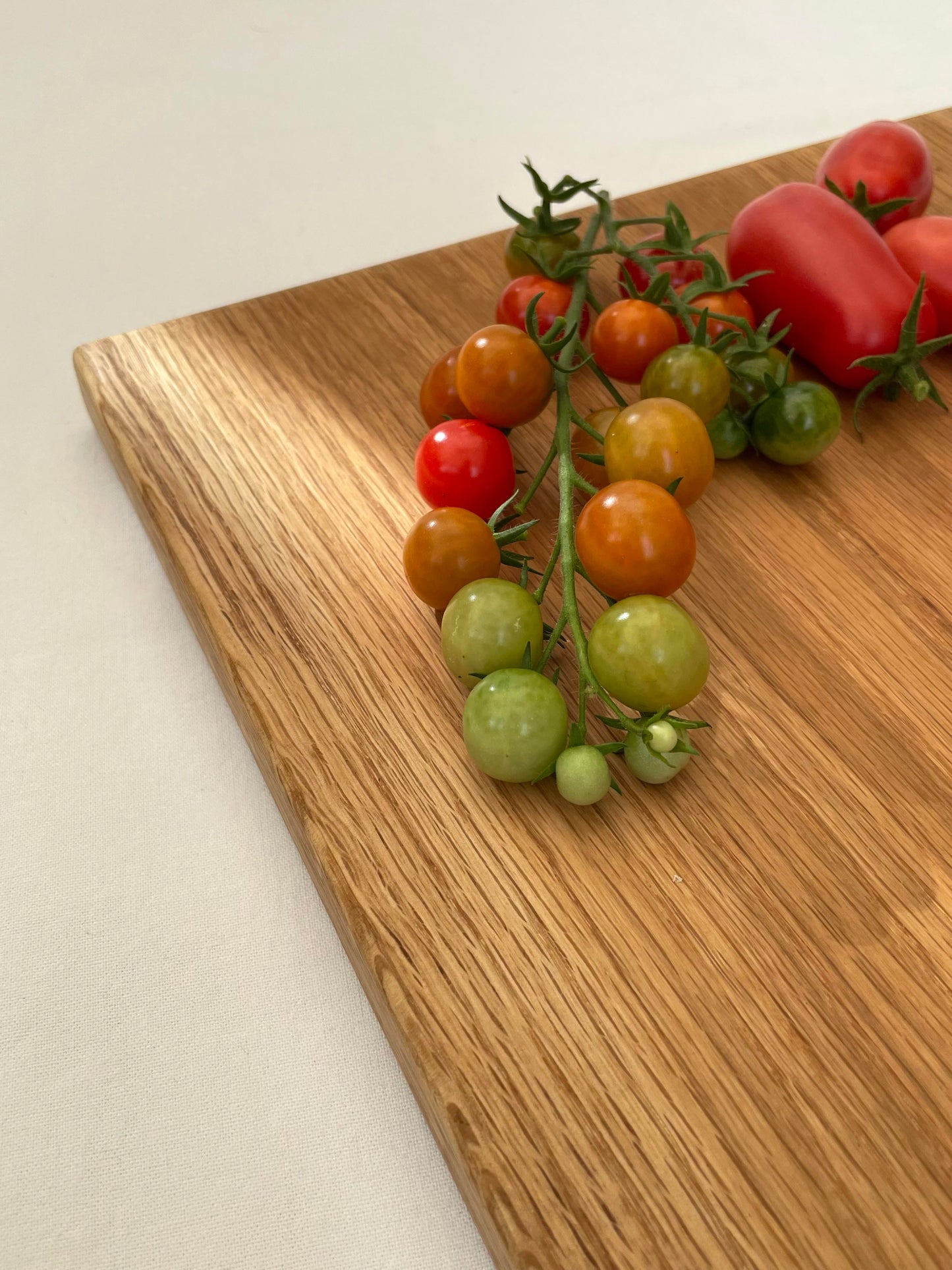 Oak 'Live' Edge Chopping Board