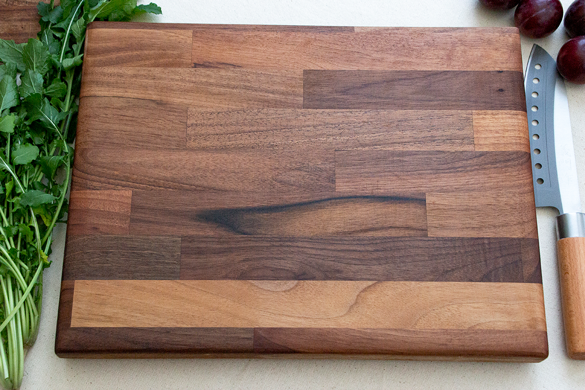 Chopping Board "Brickwork Red"